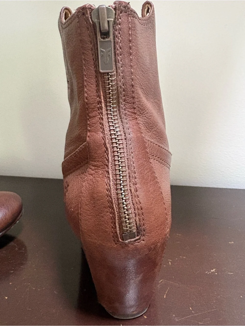 Women's Brown Leather Wedge Ankle Boots Frye Carson size 10